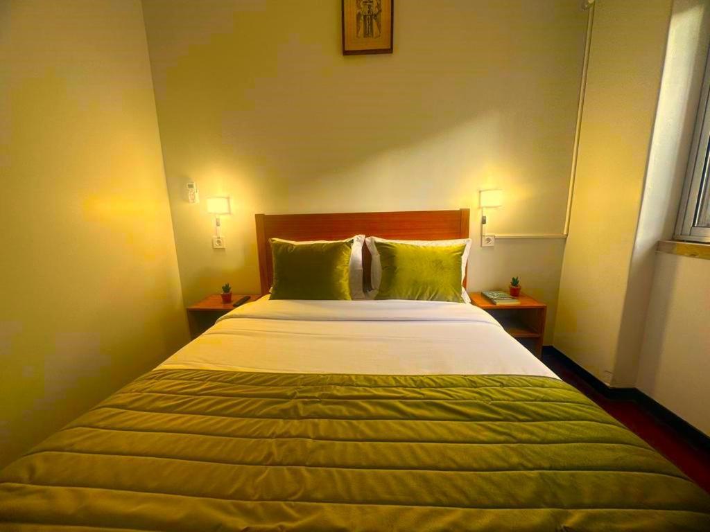 Lisabonna Guest House Amadora Eksteriør bilde