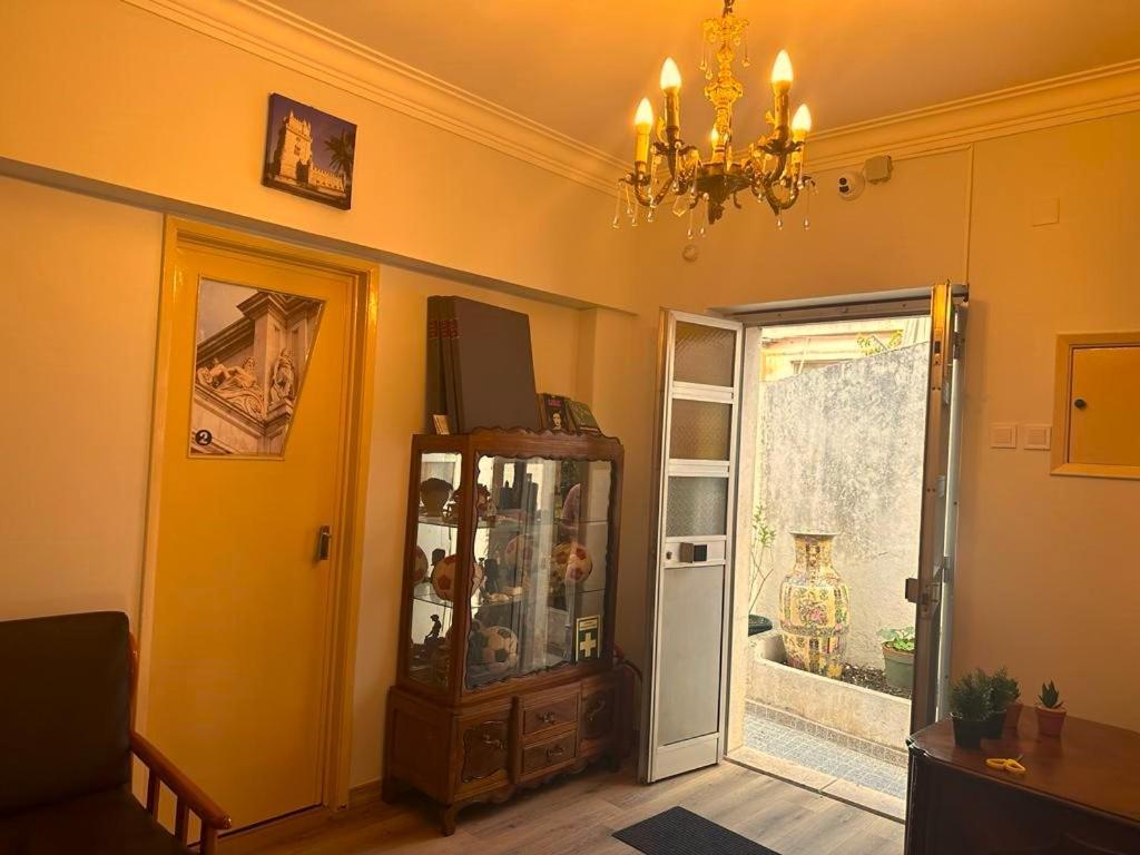 Lisabonna Guest House Amadora Eksteriør bilde