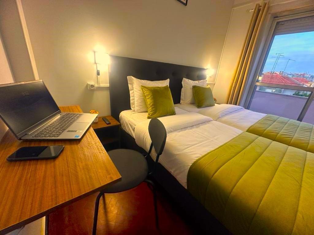 Lisabonna Guest House Amadora Eksteriør bilde