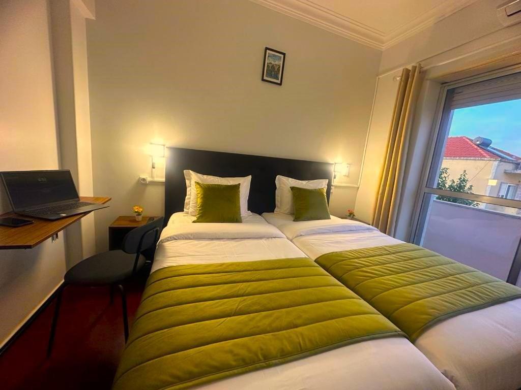 Lisabonna Guest House Amadora Eksteriør bilde