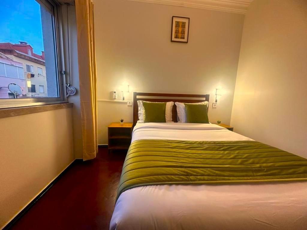 Lisabonna Guest House Amadora Eksteriør bilde