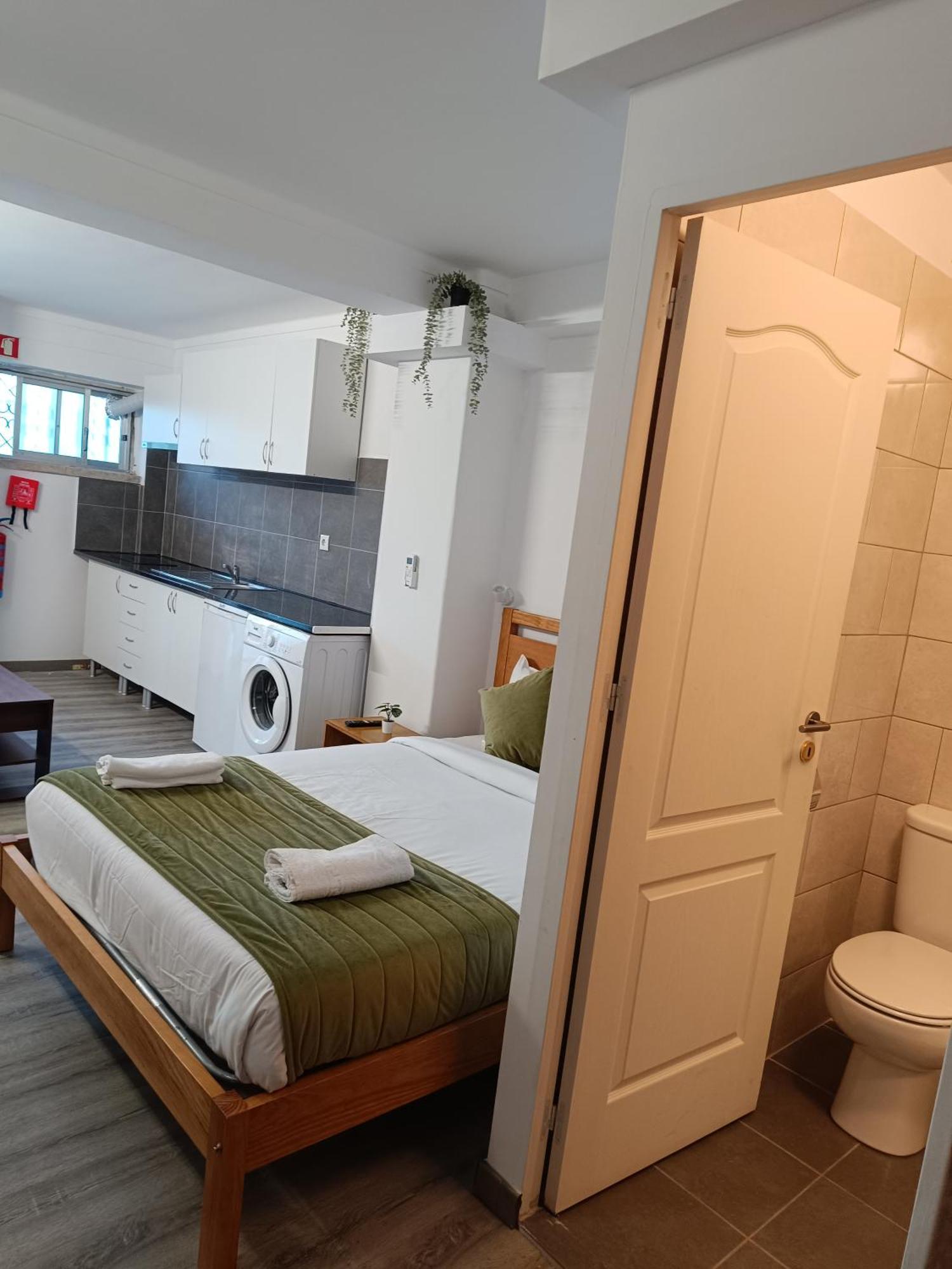 Lisabonna Guest House Amadora Eksteriør bilde